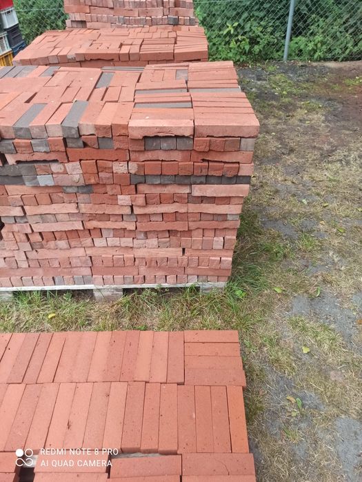 Sprzedam cegle raz przycieta