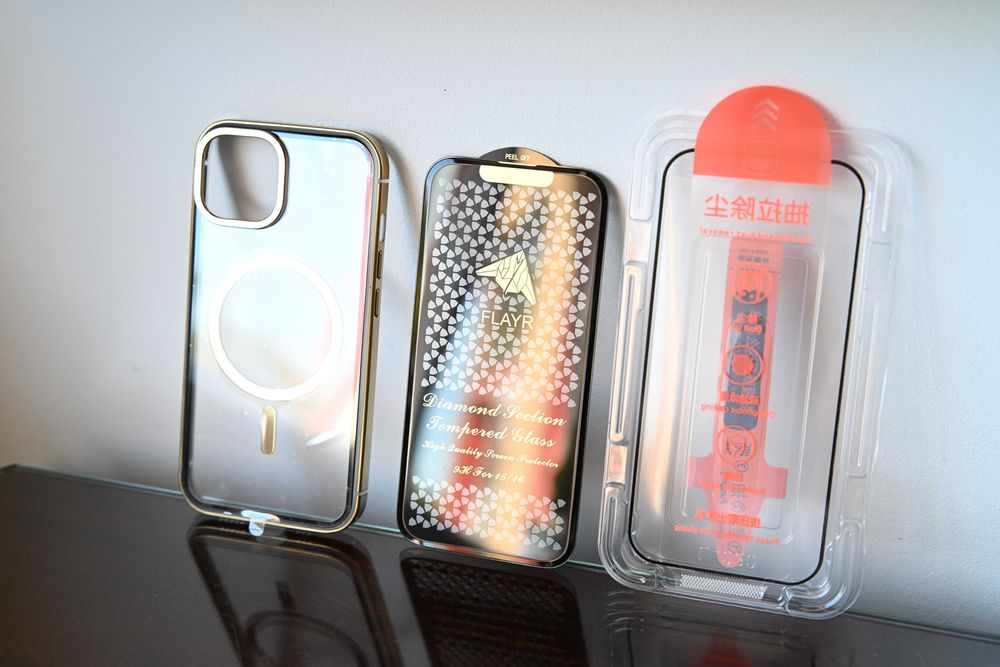 Capa Iphone 15 + Pelicula ecrã temperada Diamond