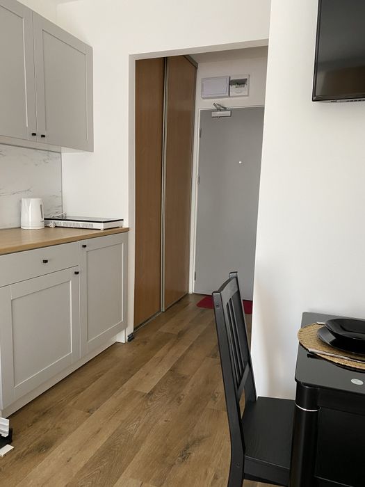 Apartament 20m², parking, siłownia, prywatne zejście do wody