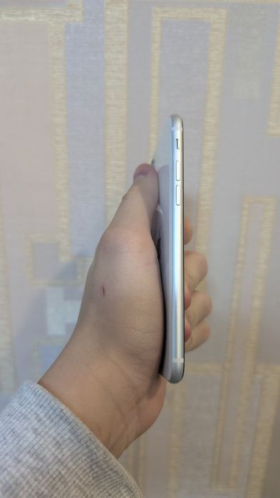 Ідеал iphone se 64gb