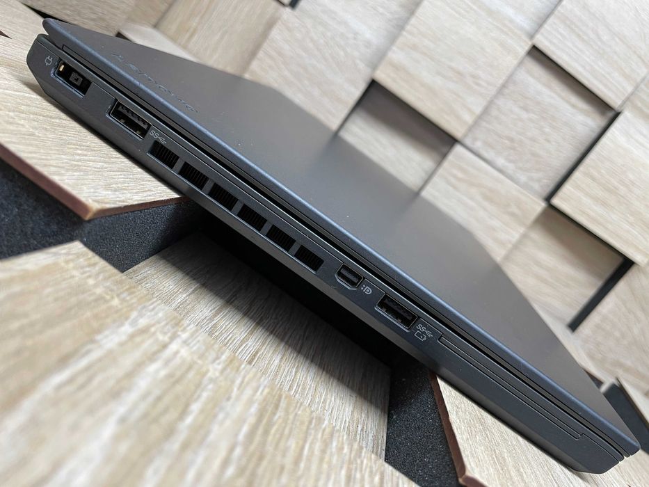 №5504 Ноутбук Lenovo ThinkPad T460 14" FHD IPS/i5-6200U/8Gb/SSD256