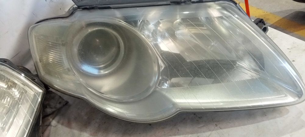 Farol  VW PASSAT B6 3C2