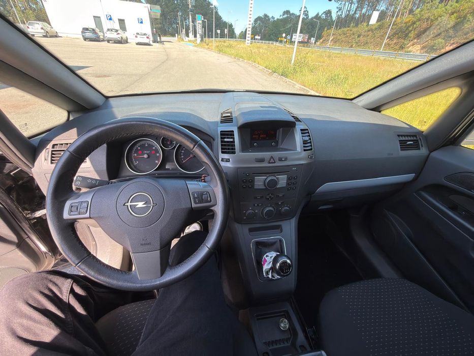 Opel Zafira 1.9CDTi 7 Lugares