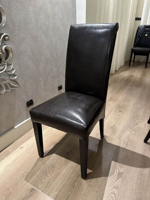 10 Cadeiras tipo Pele Castanhas