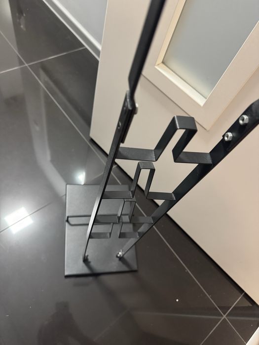 Stojak do Dyson Gen5 V15 V12 V11 V10 V8