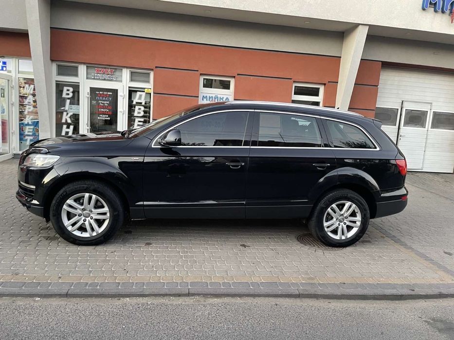 Продам Ауді Q7 
2008рік
Автомат
Об‘єм двигуна 3.0
Повна комплектація (S line)
Quattro
0
Машина не потребує СТО двигун працює як годинник
Мультируль, регуліровка сидіння, не бита , не крашена, датчики дождя, камера заднього виду по більшій цікавленості звертайтесь за номером +38********73