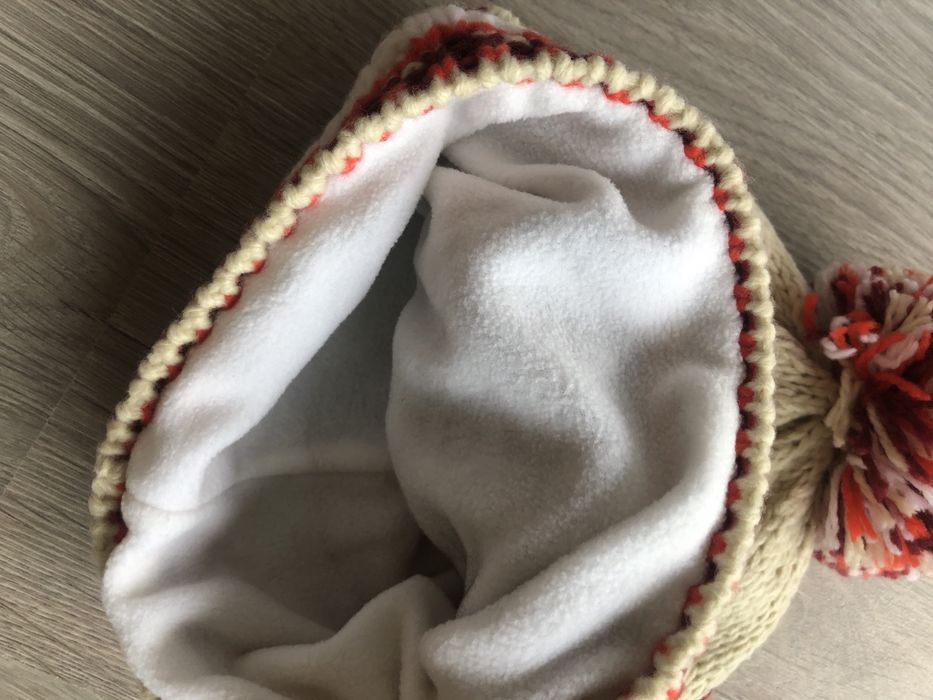 Gorro Roxy com forro polar interior