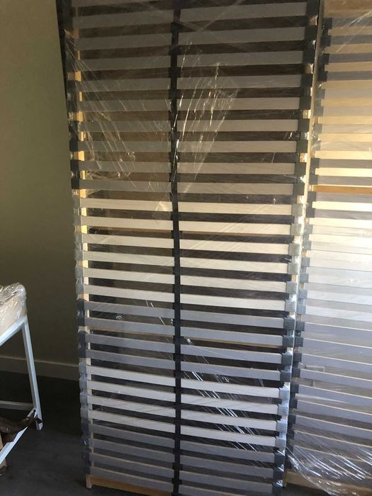 Cama IKEA BJÖRKSNÄS 160x200 cm + Estrado LÖNSET | Excelente Estado