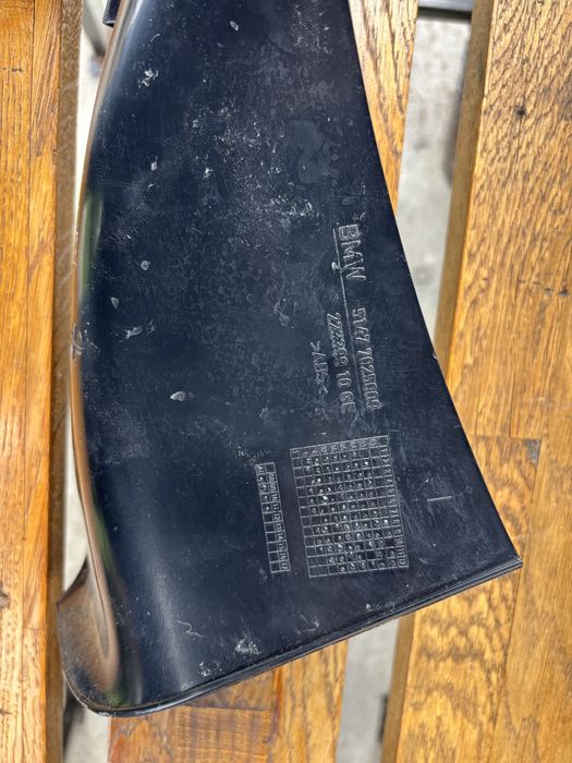 Накладка,молдинг порога задній лівий 51477025009 bmw e60/61