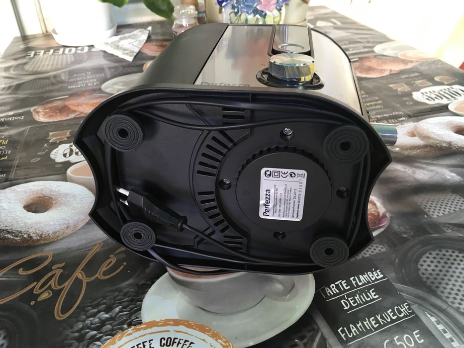Соковыжималка Сокодавка Perfezza FZ-955