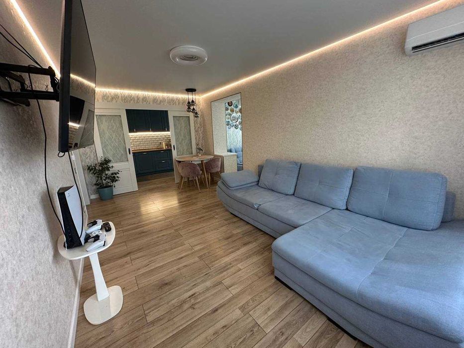 Купите классную  3-комнатную Левый берег Слобожанский!! БЕЗНАЛ - ДА!