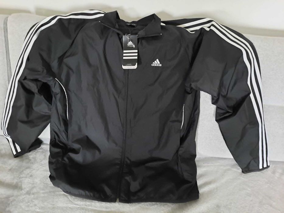 Oryginalny dres Firmy Adidas
