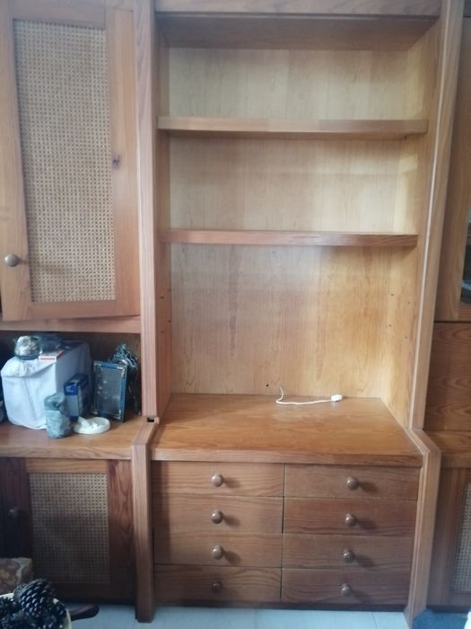 Móvel Pinho Maciço 3 mt vendo por unidade 60 eur