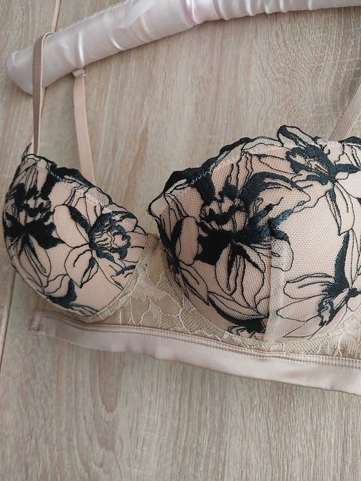 Beżowo-czarny haftowany biustonosz balkonetka Intimissimi 75B