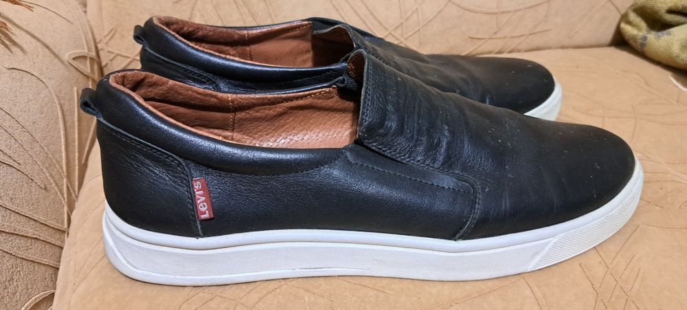 Слипоны  Lewis 46 размер.