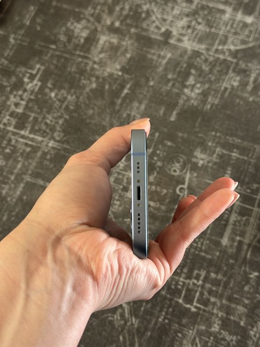 Продам iPhone 14 128gb