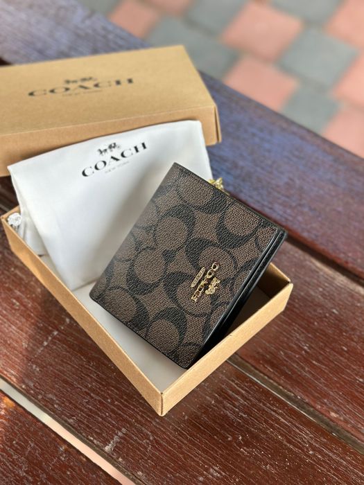 Гаманець жіночий Coach шкіряний snap wallet | женский кошелек коач Coach