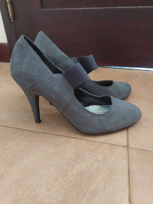 Sapatos Gorgeous da New Look n. 39