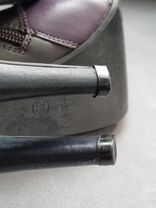 Skórzane buty Bata r. 36