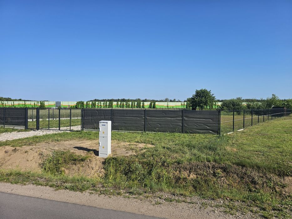 Działka budowlana ogrodzona 23,5x 192m - Widok 2