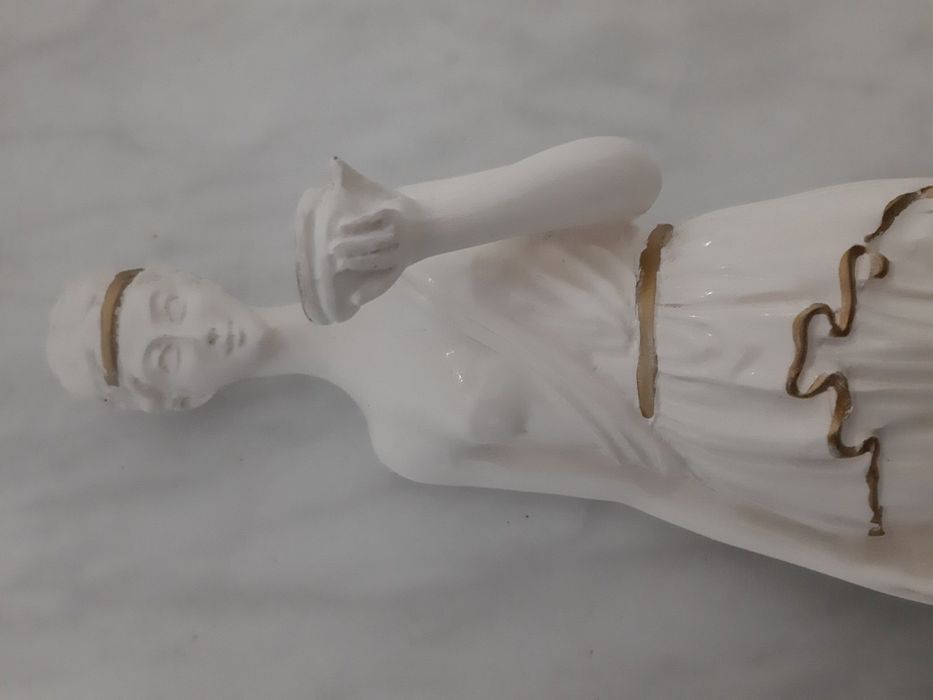 Продам статуэтку