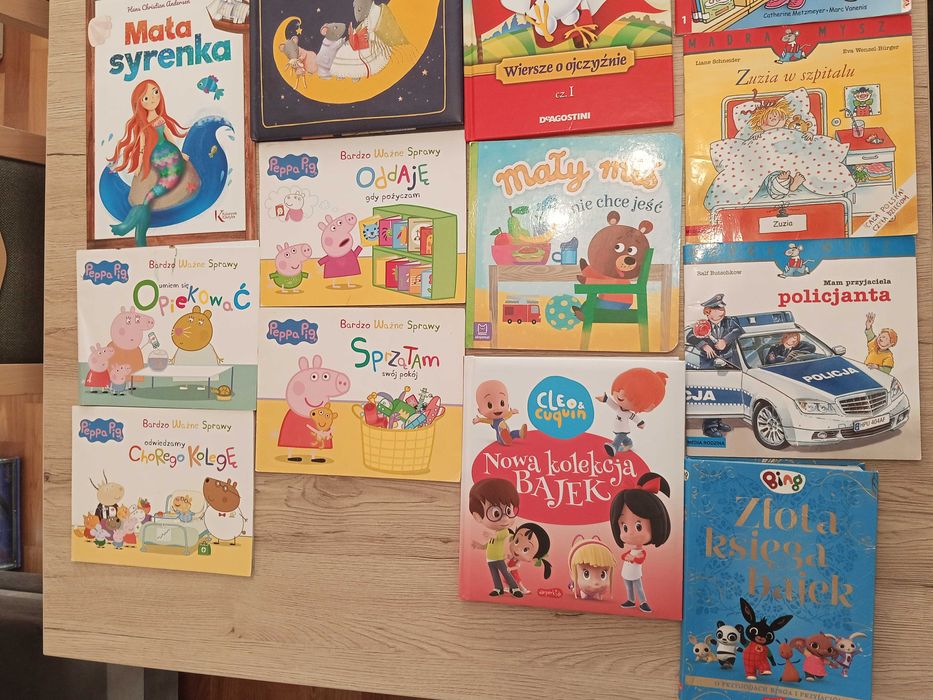 Kolekcja 30 książek dla dzieci.