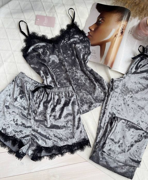 Велюровый набор.