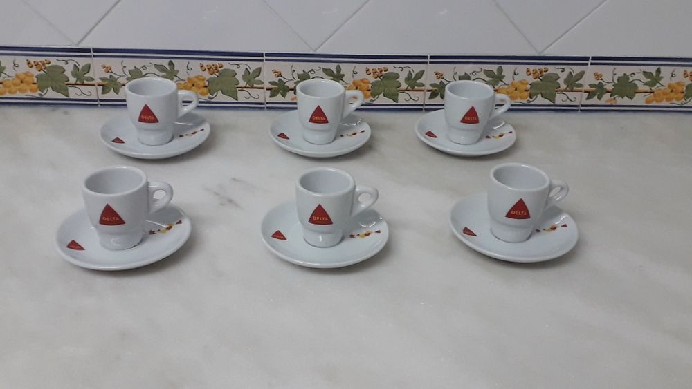 Conjunto 6 chavenas Delta + 6 pires Delta (NOVO)