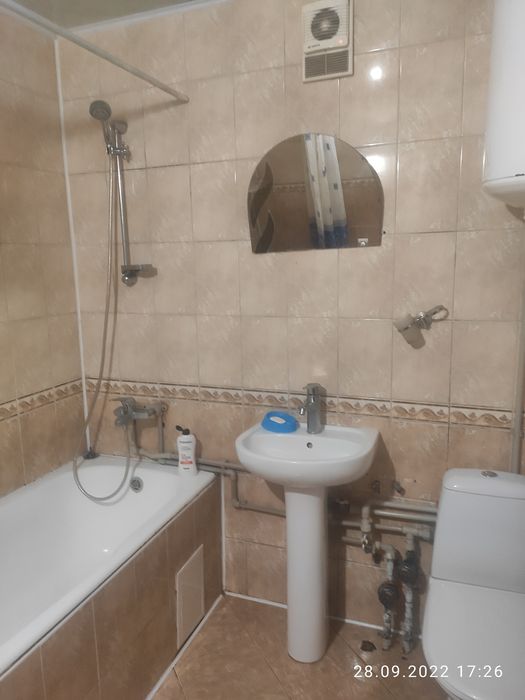 Посуточно 3-х кімнатна квартира (75кв.м)