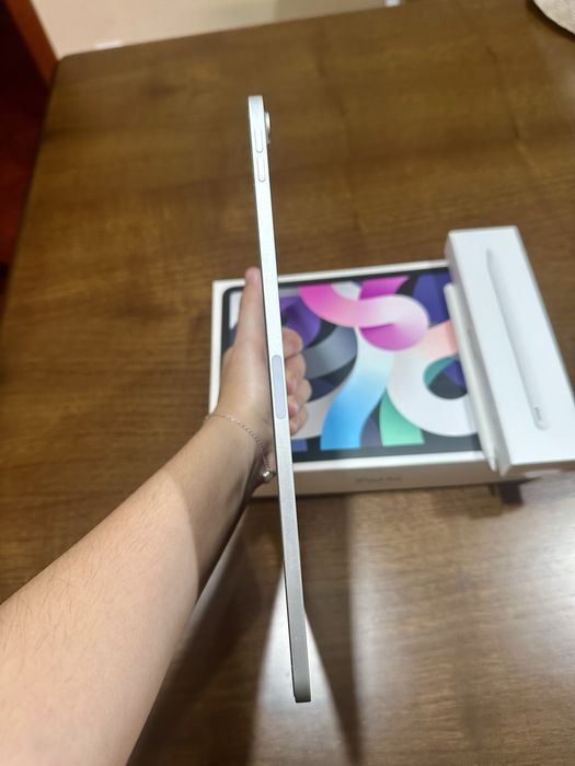 Ipad Air Wifi Silver 256gb (4.ª geração)