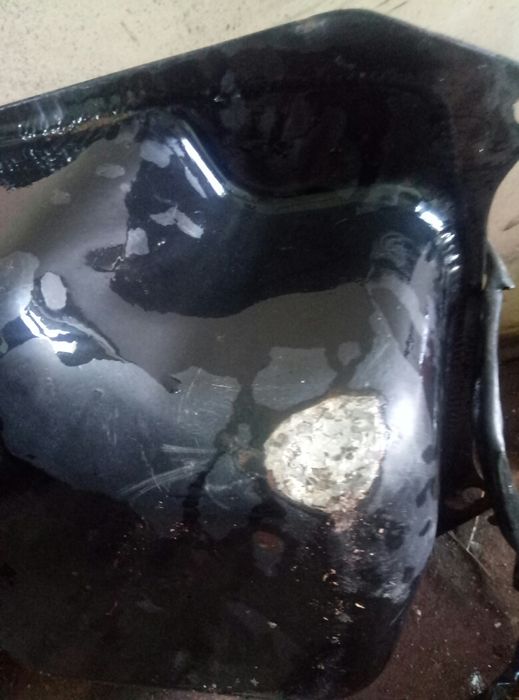 Продам бензобак.