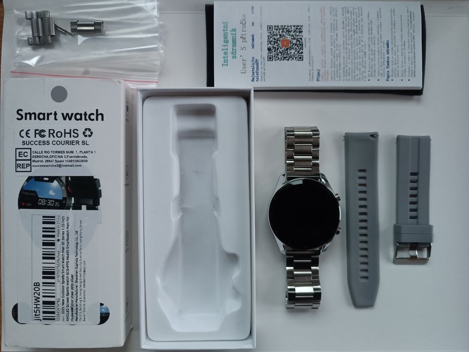 Smartwatch, srebrny, metalowa bransoleta