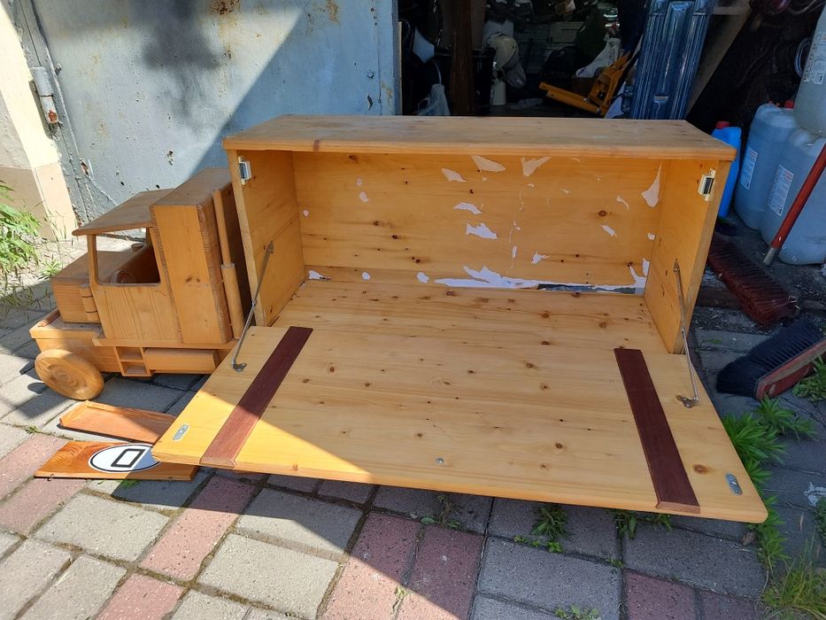 Ciężarówka na zabawki drewniana