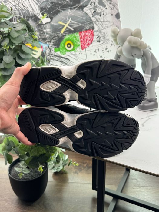 Кросівки Adidas Yung 96 40.5 розмір Е8802