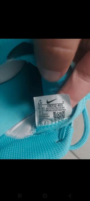 Chuteiras Nike Phantom - tam 36.5