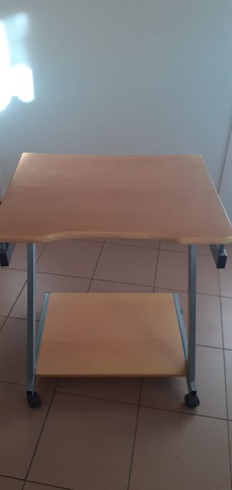 Mesa para televisão