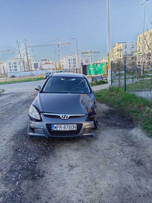 Hyundai i30 USZKODZONY