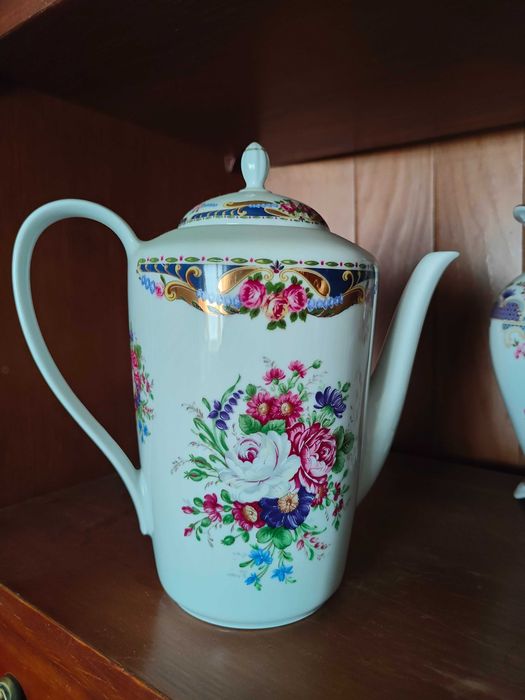 Conjunto bule/ chaleira Vizavi e pote porcelana Difer