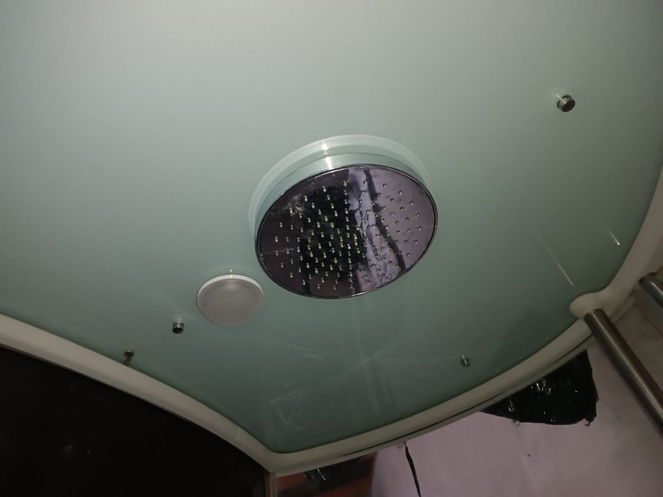 Kabina prysznicowa hydromasaż