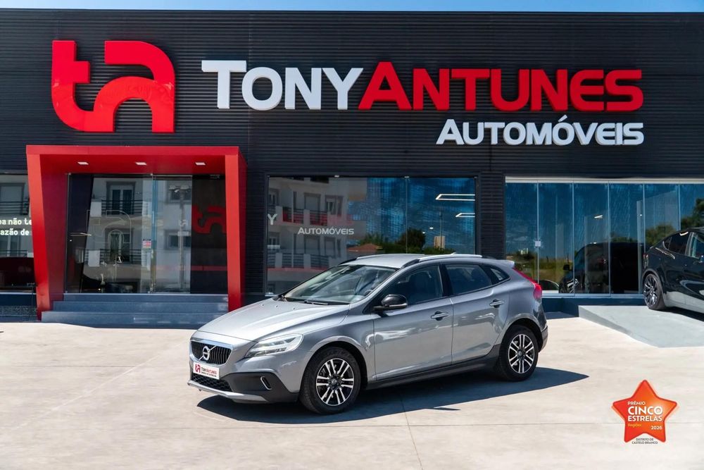 Volvo V40 Cross Country 2.0 D3 Momentum