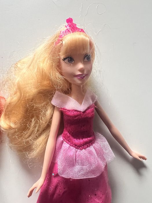 Merida waleczna Aurora śpiąca królewna Disney Mattel lalka
