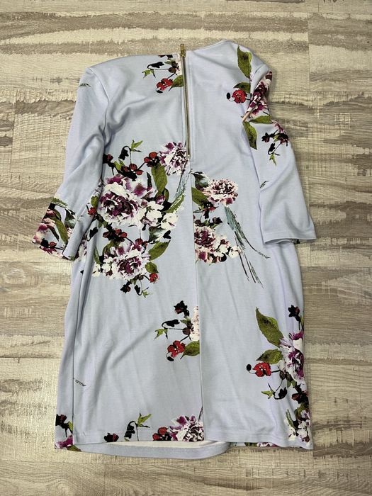 Сукня жіноча ніжна