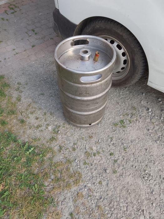 Keg pojemnik z piwa 50 litr.