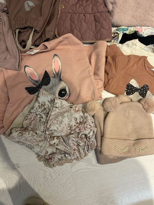 Mega paka 104 jak nowe 32 sztuki ubranek