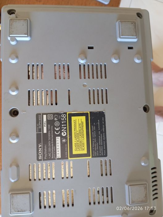 Playstation 1 muito conservado