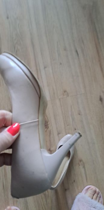 Buty szpilki Morek rozmiar 38 stan dobry pudrowy róż