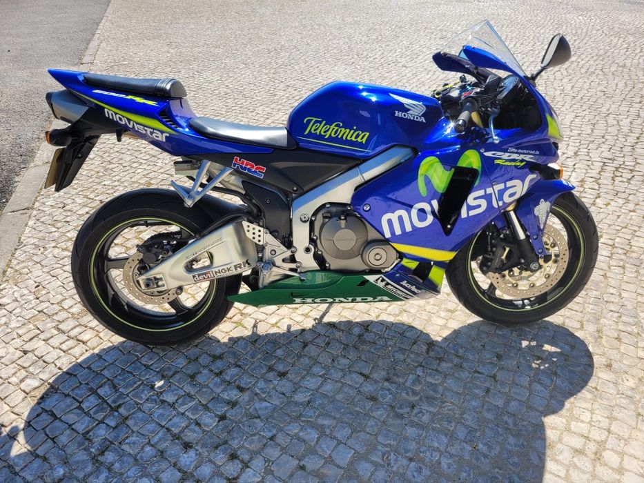Honda CBR 600 como nova