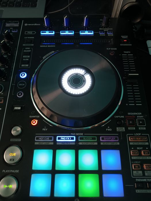 Pioneer DDJ-RX w stanie idealnym