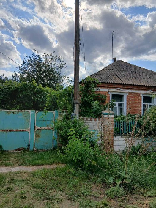 Продам добротне домоволодіння