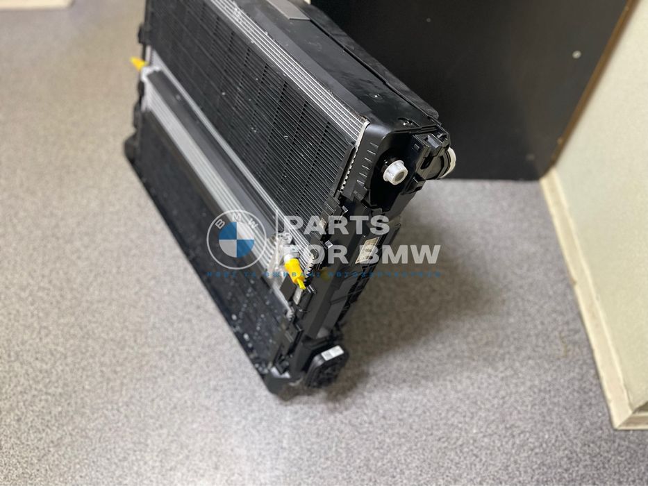 Радиаторы в сборе с диффузором BMW G20 21 22 23 26 РАДИАТОР АКПП B48